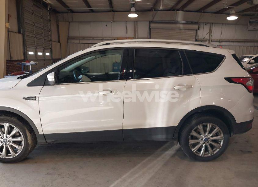 Photo 13 of 2018 Ford Escape TITANIUM (VIN 1FMCU9J98JUD25004)