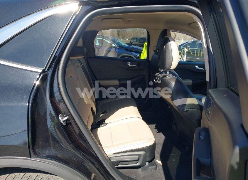 Photo 8 of 2020 Ford Escape TITANIUM (VIN 1FMCU9J98LUA44923)