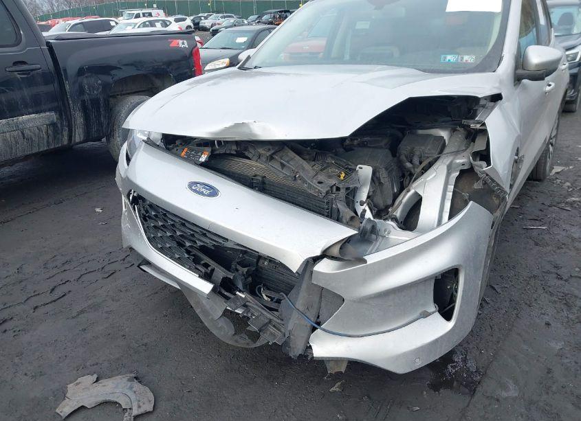 Photo 6 of 2020 Ford Escape TITANIUM (VIN 1FMCU9J98LUB17174)