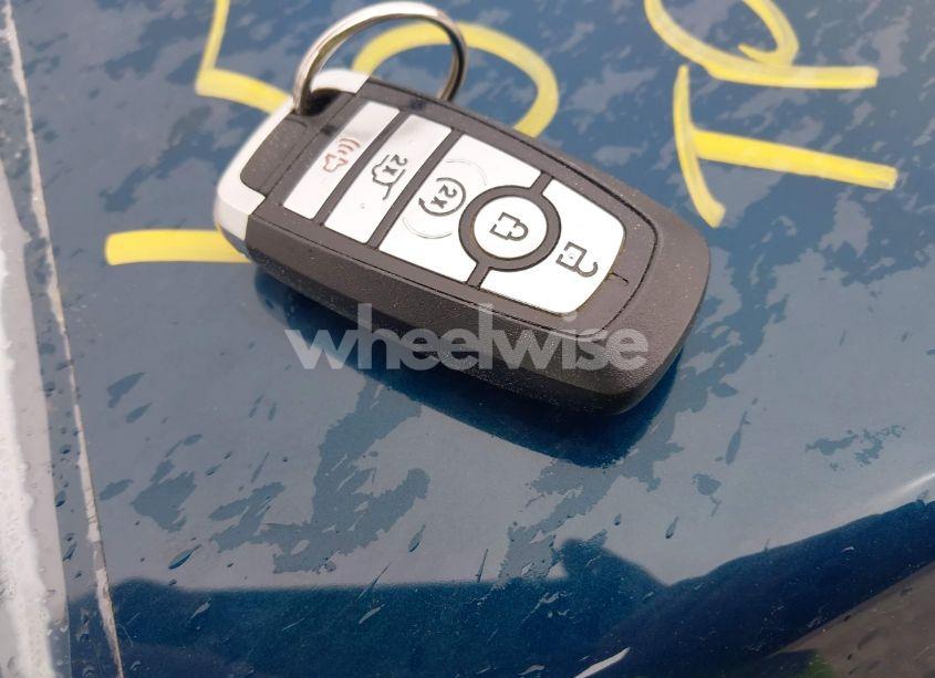 Photo 11 of 2020 Ford Escape TITANIUM (VIN 1FMCU9J98LUC00068)