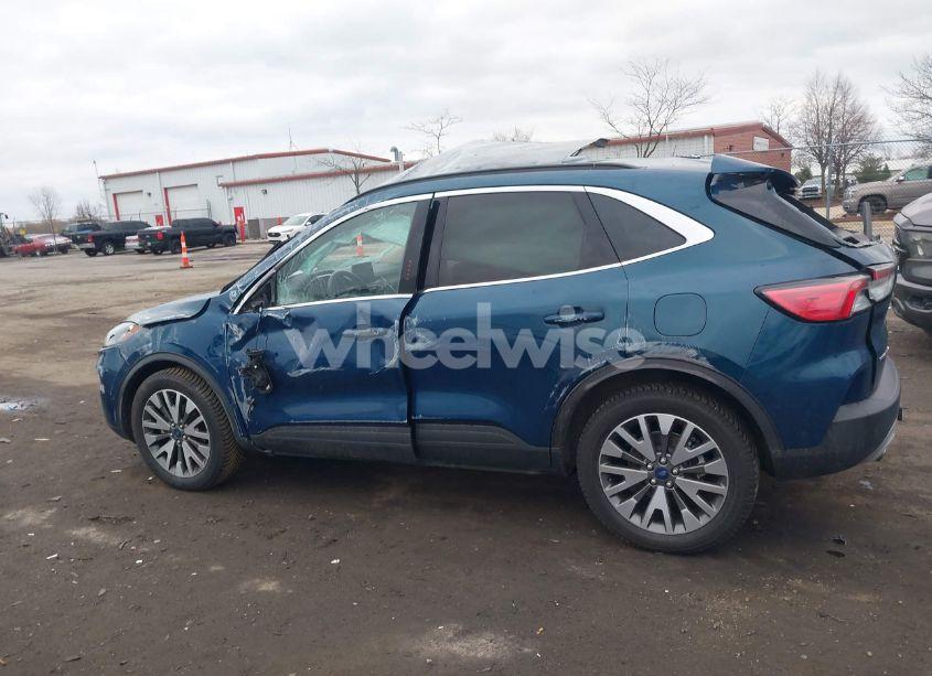 Photo 14 of 2020 Ford Escape TITANIUM (VIN 1FMCU9J98LUC00068)