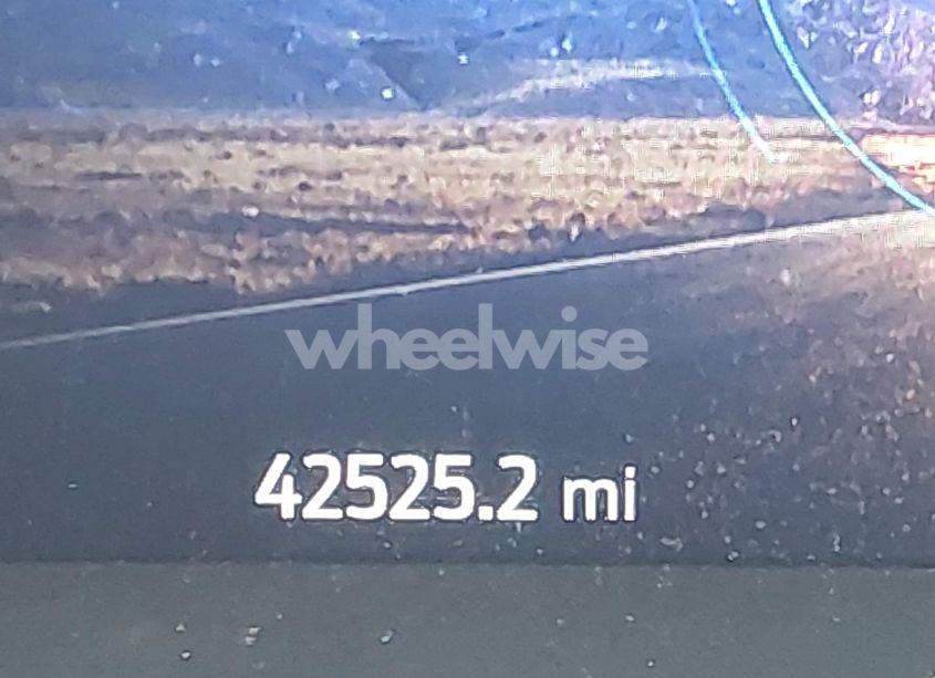 Photo 15 of 2020 Ford Escape TITANIUM (VIN 1FMCU9J98LUC00068)