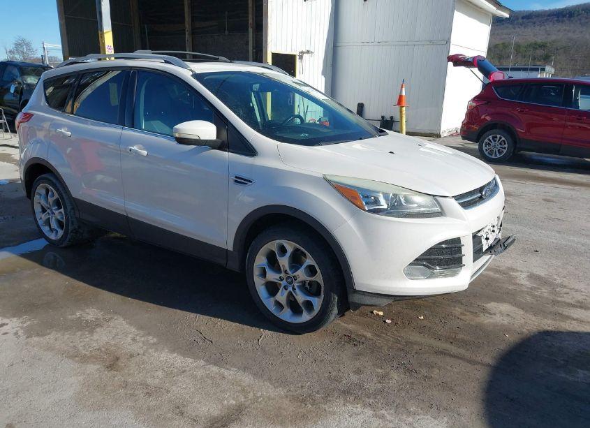 2013 Ford Escape TITANIUM (VIN 1FMCU9J99DUC82992) main photo