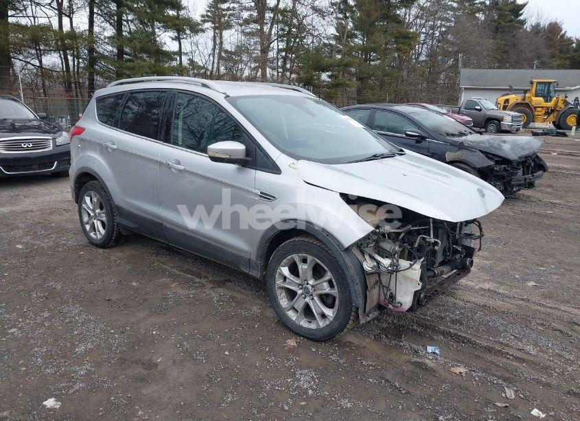 2015 Ford Escape TITANIUM (VIN 1FMCU9J99FUB71054) main photo