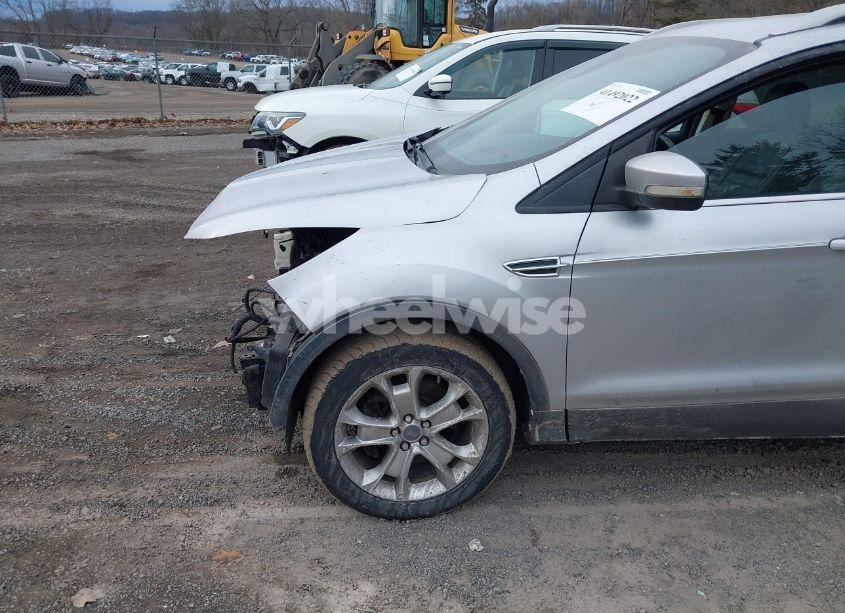 Photo 19 of 2015 Ford Escape TITANIUM (VIN 1FMCU9J99FUB71054)