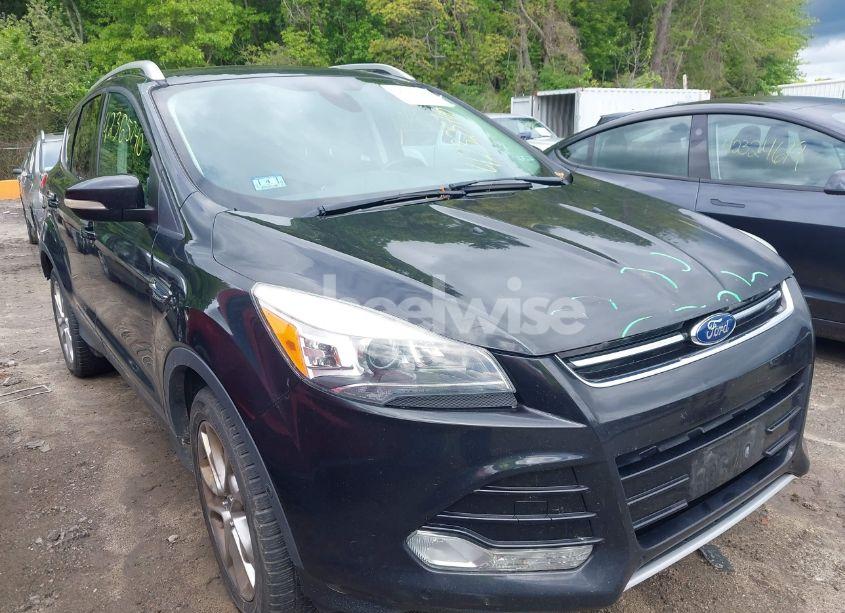 2015 Ford Escape TITANIUM (VIN 1FMCU9J99FUC00052) main photo