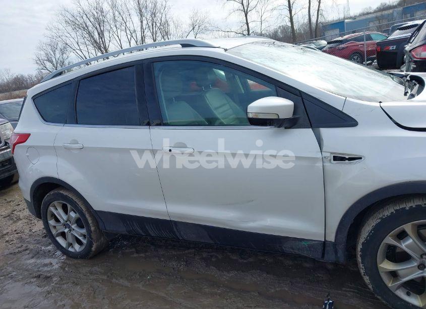 Photo 13 of 2015 Ford Escape TITANIUM (VIN 1FMCU9J99FUC29177)