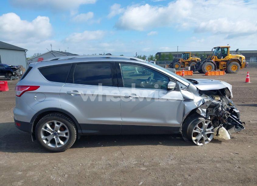 Photo 13 of 2015 Ford Escape TITANIUM (VIN 1FMCU9J99FUC75852)