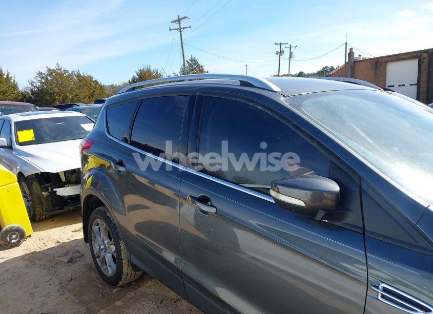 Photo 13 of 2016 Ford Escape TITANIUM (VIN 1FMCU9J99GUB30425)