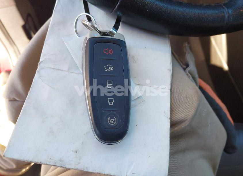 Photo 11 of 2016 Ford Escape TITANIUM (VIN 1FMCU9J99GUB93816)