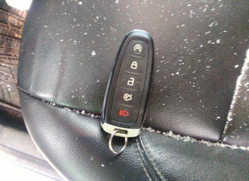 Photo 11 of 2017 Ford Escape TITANIUM (VIN 1FMCU9J99HUA56277)