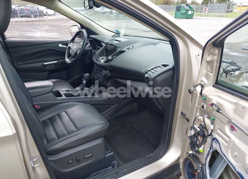 Photo 5 of 2017 Ford Escape TITANIUM (VIN 1FMCU9J99HUB50451)