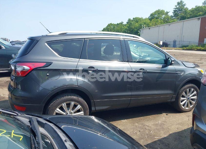 Photo 13 of 2017 Ford Escape TITANIUM (VIN 1FMCU9J99HUE27597)