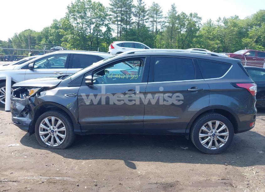 Photo 14 of 2017 Ford Escape TITANIUM (VIN 1FMCU9J99HUE27597)