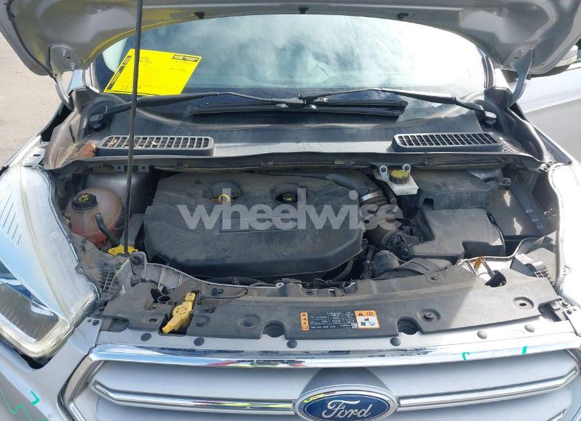Photo 10 of 2018 Ford Escape TITANIUM (VIN 1FMCU9J99JUB17567)