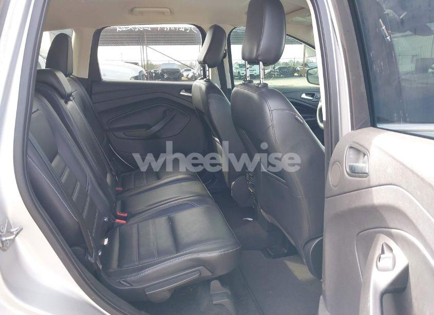 Photo 8 of 2018 Ford Escape TITANIUM (VIN 1FMCU9J99JUB17567)