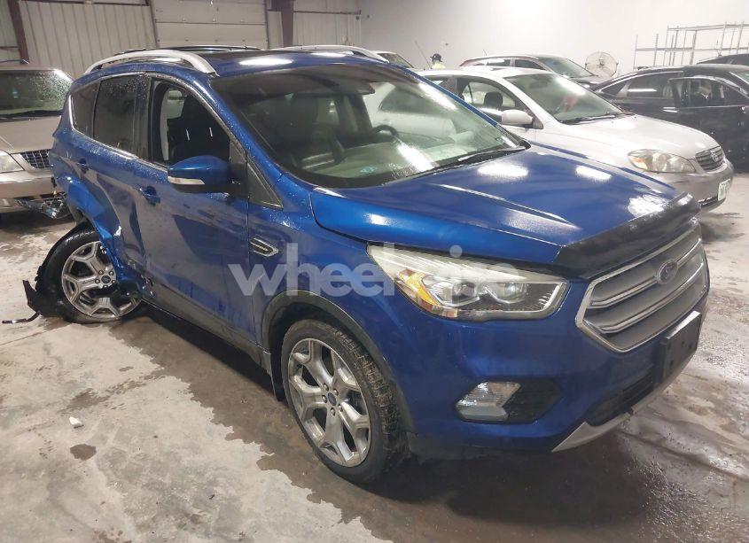 2018 Ford Escape TITANIUM (VIN 1FMCU9J99JUB94925) main photo
