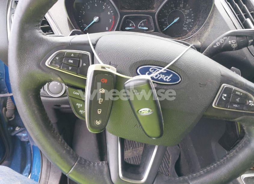 Photo 11 of 2018 Ford Escape TITANIUM (VIN 1FMCU9J99JUB94925)