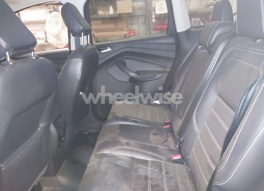 Photo 8 of 2018 Ford Escape TITANIUM (VIN 1FMCU9J99JUB94925)