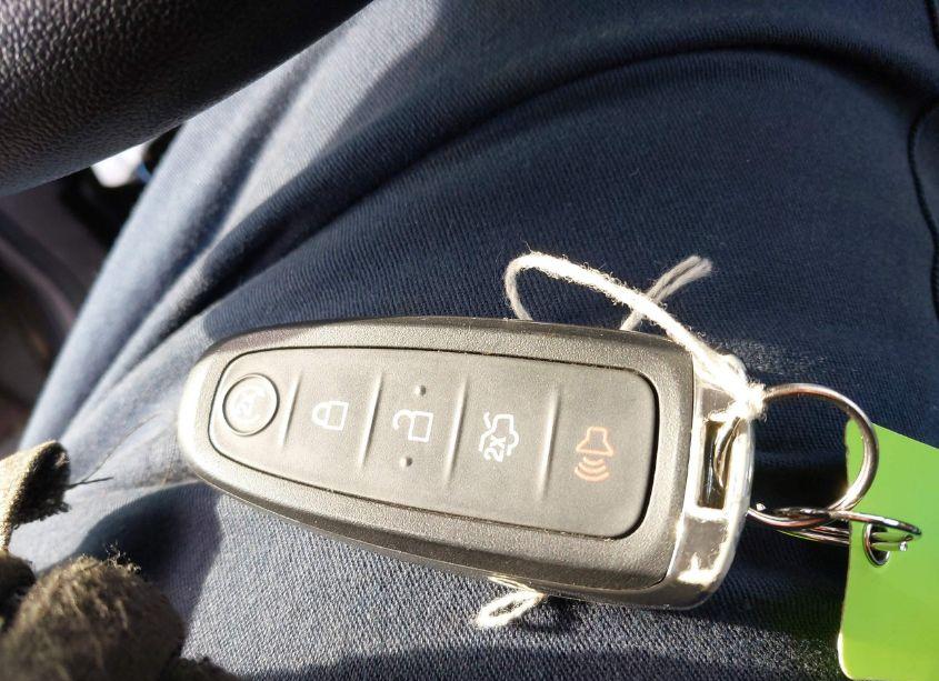 Photo 11 of 2018 Ford Escape TITANIUM (VIN 1FMCU9J99JUC55609)