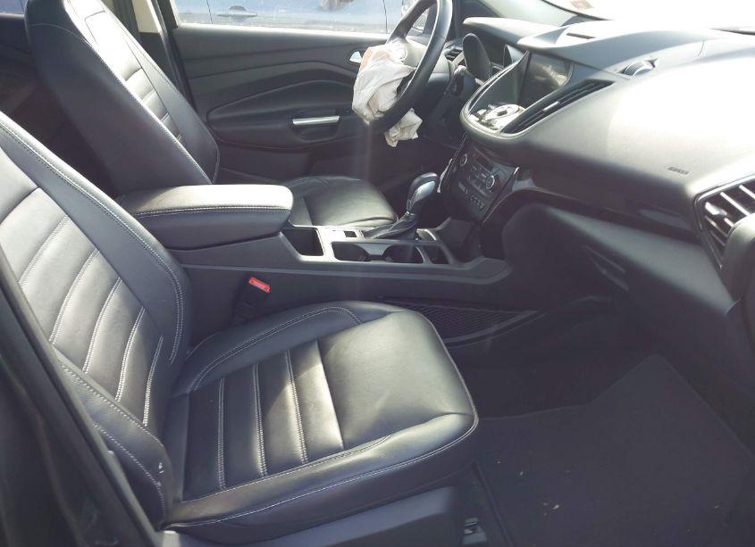 Photo 5 of 2018 Ford Escape TITANIUM (VIN 1FMCU9J99JUC55609)