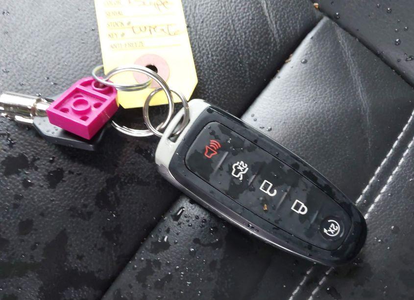 Photo 11 of 2018 Ford Escape TITANIUM (VIN 1FMCU9J99JUC84057)