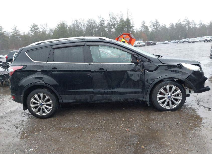 Photo 13 of 2018 Ford Escape TITANIUM (VIN 1FMCU9J99JUC84057)