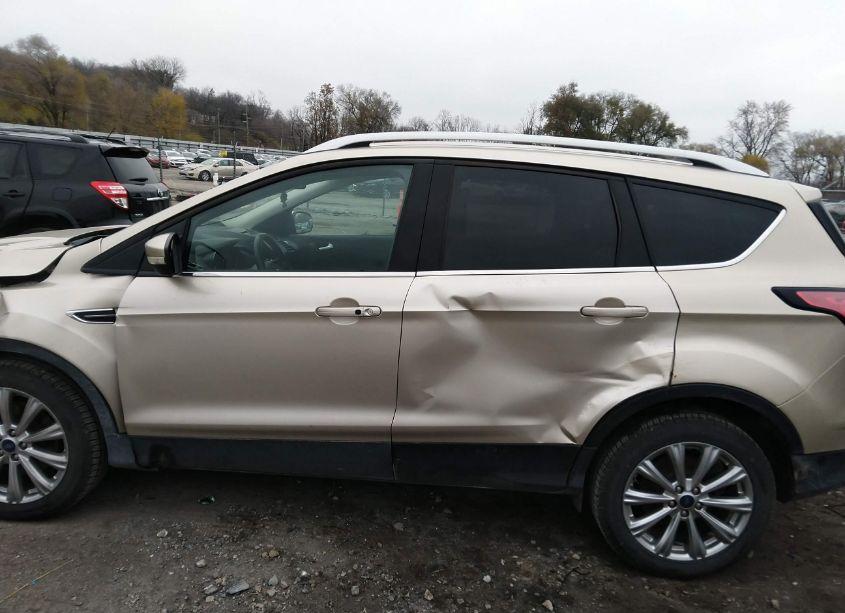 Photo 15 of 2018 Ford Escape TITANIUM (VIN 1FMCU9J99JUD51093)