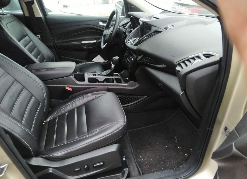 Photo 5 of 2018 Ford Escape TITANIUM (VIN 1FMCU9J99JUD51093)