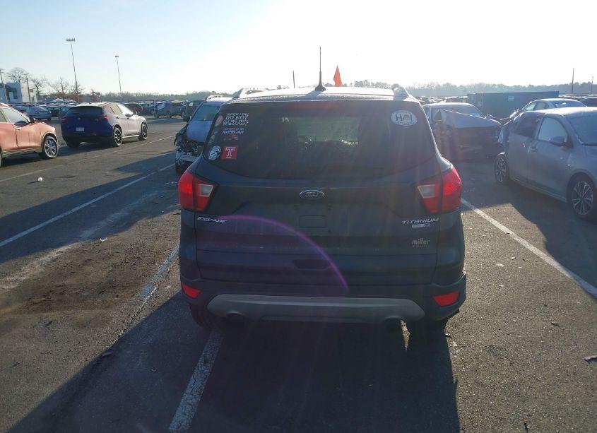 Photo 16 of 2019 Ford Escape TITANIUM (VIN 1FMCU9J99KUA66945)
