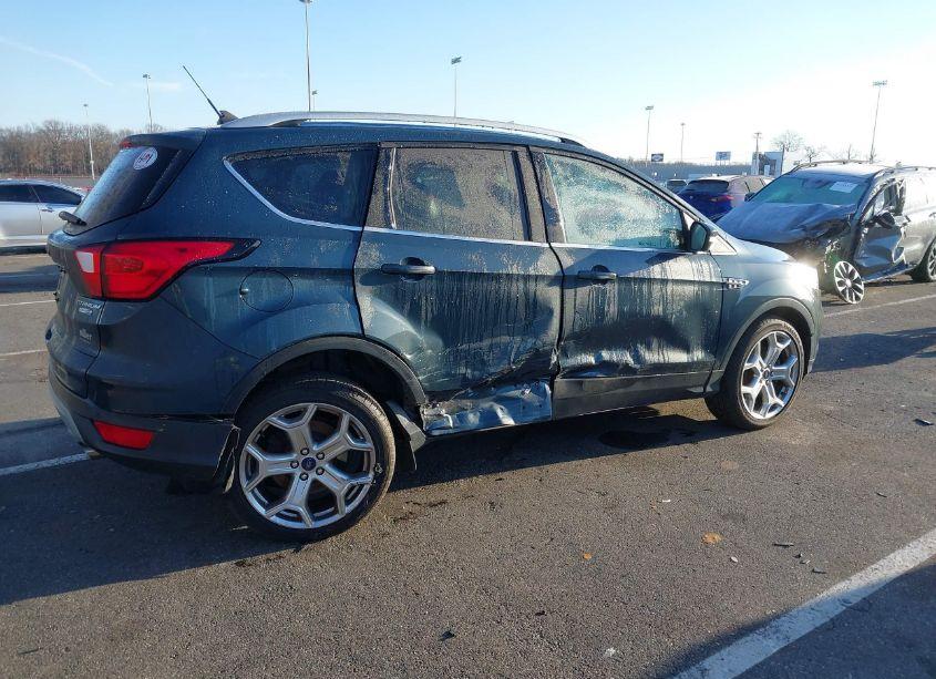 Photo 6 of 2019 Ford Escape TITANIUM (VIN 1FMCU9J99KUA66945)
