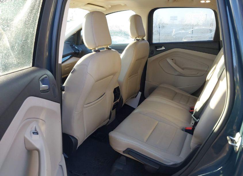 Photo 8 of 2019 Ford Escape TITANIUM (VIN 1FMCU9J99KUA66945)