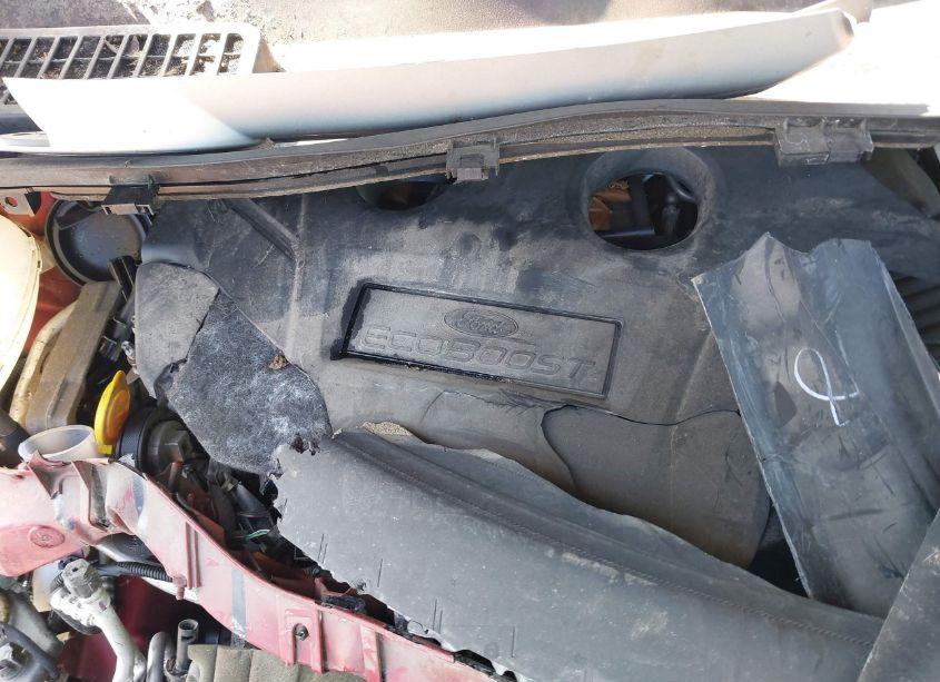 Photo 10 of 2019 Ford Escape TITANIUM (VIN 1FMCU9J99KUA69859)