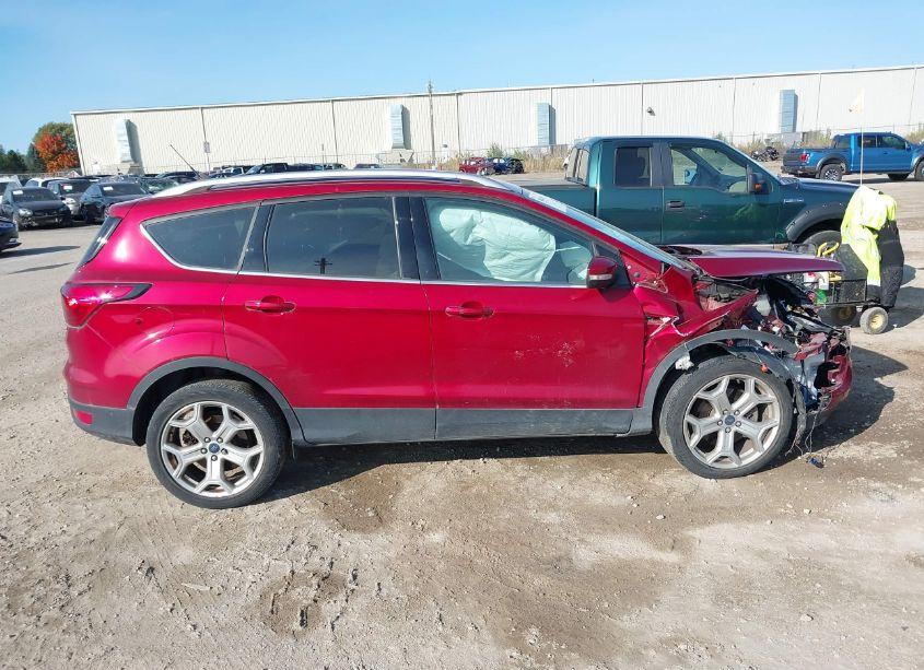 Photo 13 of 2019 Ford Escape TITANIUM (VIN 1FMCU9J99KUA69859)
