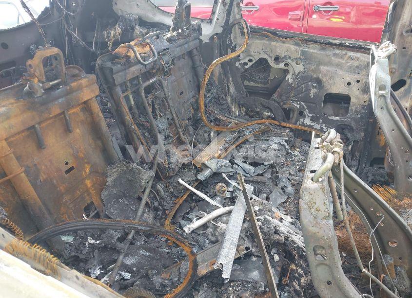 Photo 8 of 2019 Ford Escape TITANIUM (VIN 1FMCU9J99KUA72809)