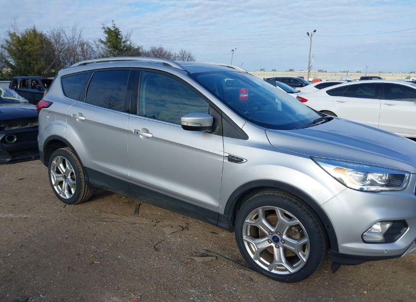 Photo 6 of 2019 Ford Escape TITANIUM (VIN 1FMCU9J99KUB42213)