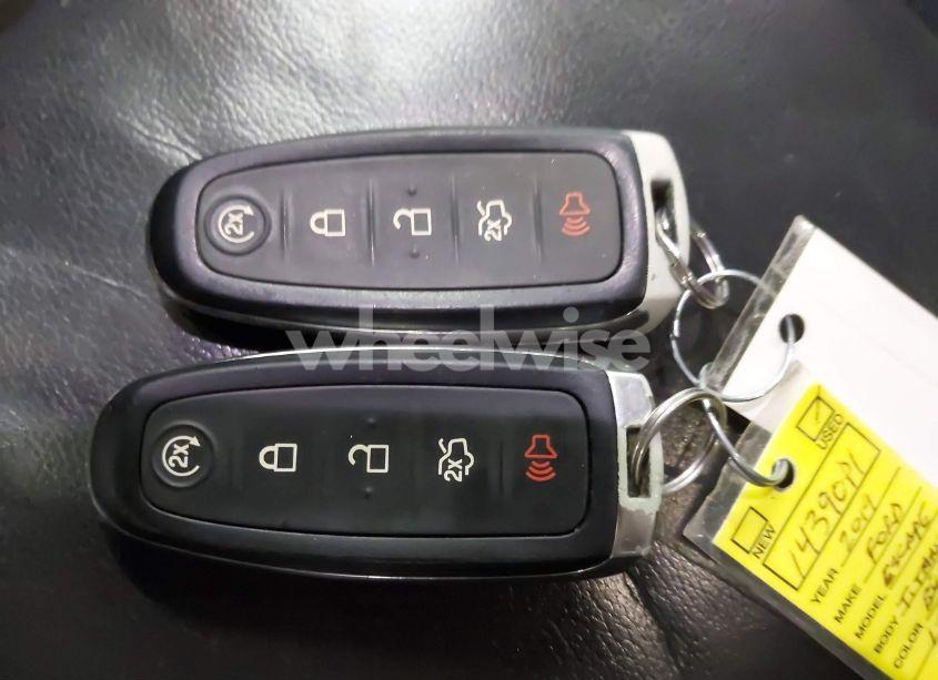 Photo 11 of 2019 Ford Escape TITANIUM (VIN 1FMCU9J99KUC04466)