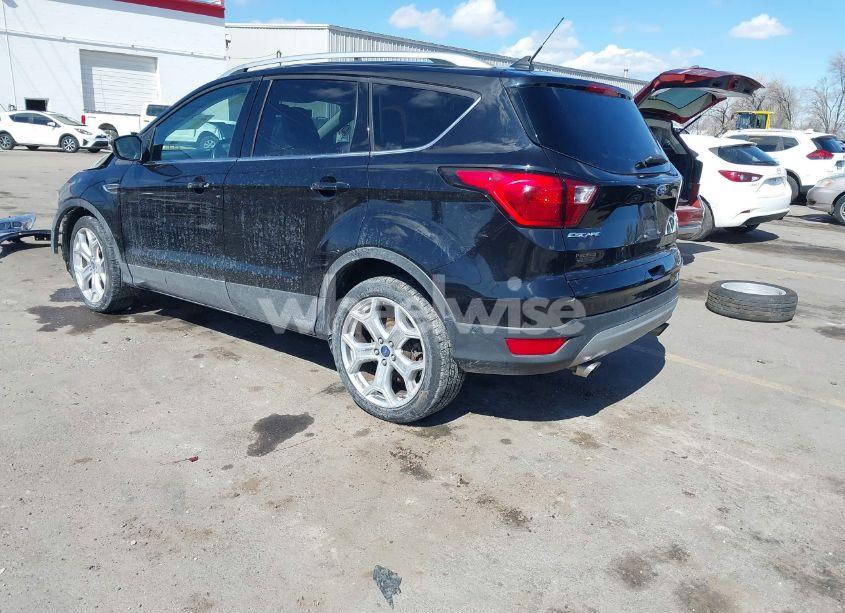 Photo 3 of 2019 Ford Escape TITANIUM (VIN 1FMCU9J99KUC44157)