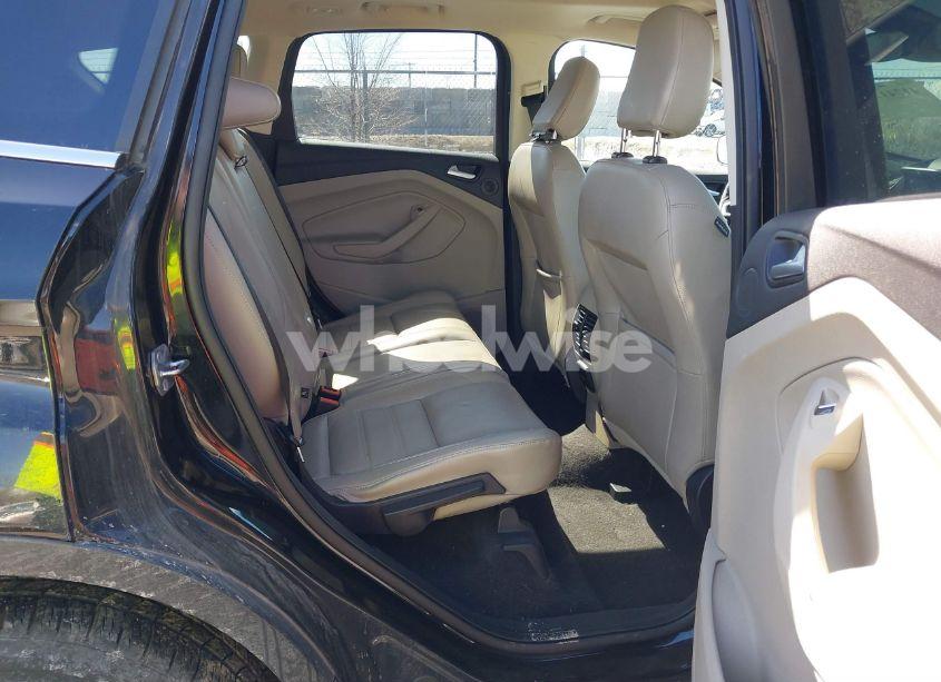 Photo 8 of 2019 Ford Escape TITANIUM (VIN 1FMCU9J99KUC44157)