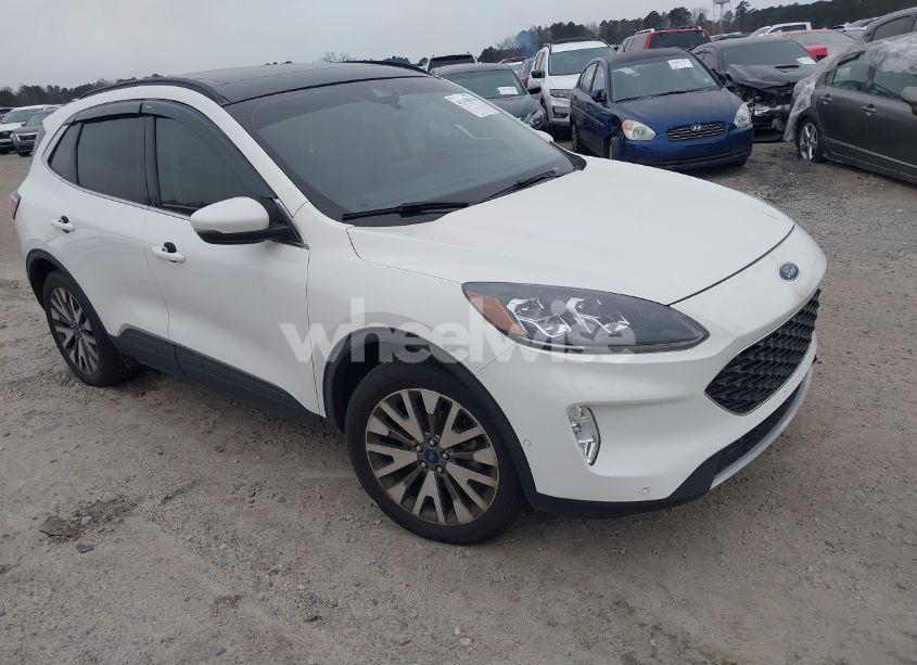 2020 Ford Escape TITANIUM (VIN 1FMCU9J99LUA39729) main photo