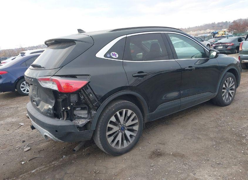 Photo 4 of 2020 Ford Escape TITANIUM (VIN 1FMCU9J99LUB16633)