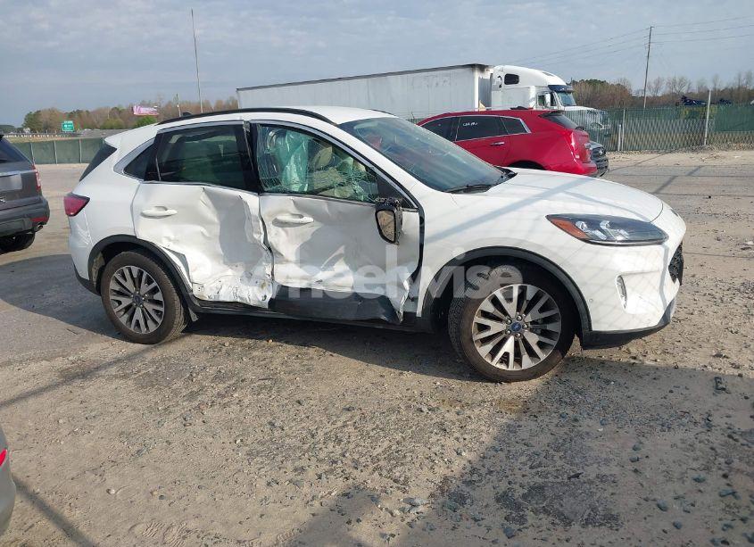 Photo 14 of 2020 Ford Escape TITANIUM (VIN 1FMCU9J99LUB45419)