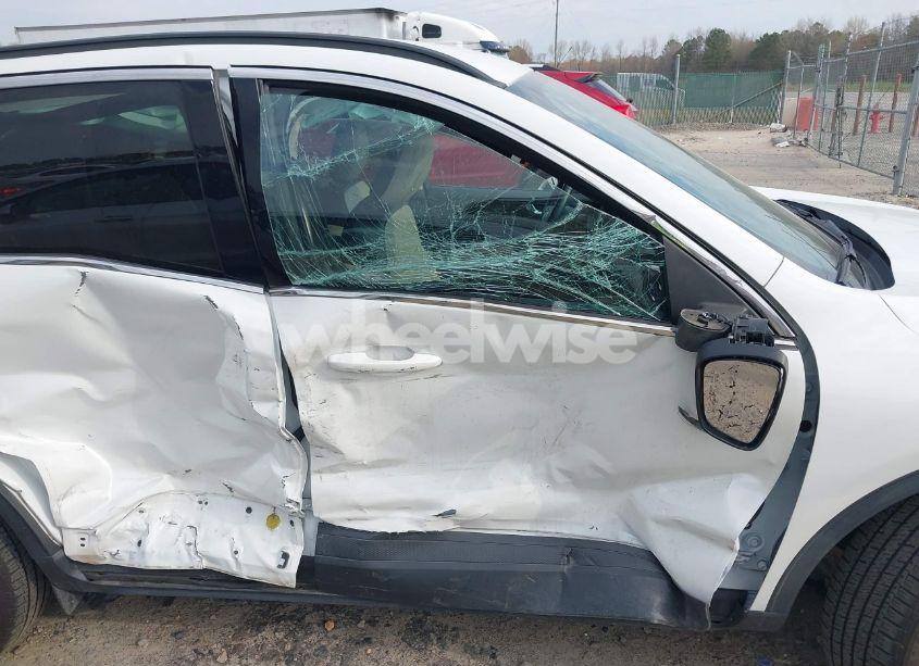 Photo 18 of 2020 Ford Escape TITANIUM (VIN 1FMCU9J99LUB45419)