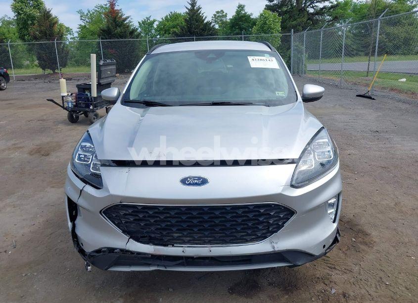 Photo 12 of 2020 Ford Escape TITANIUM (VIN 1FMCU9J99LUB45758)