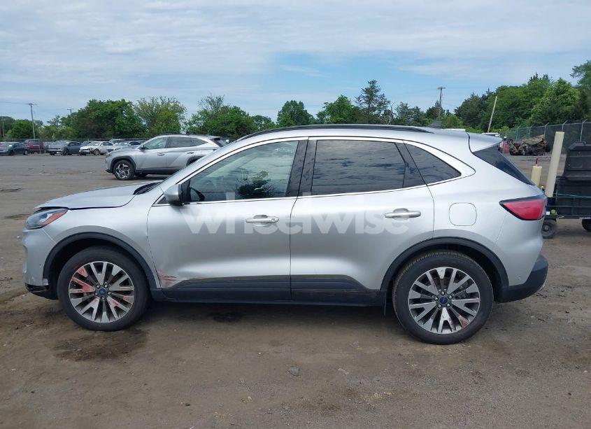 Photo 14 of 2020 Ford Escape TITANIUM (VIN 1FMCU9J99LUB45758)