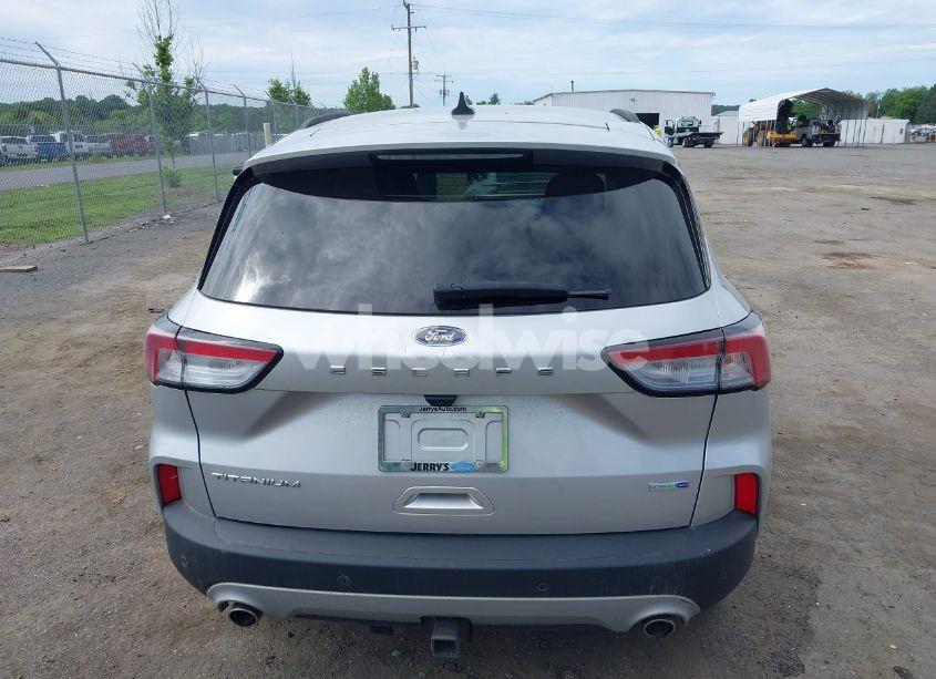 Photo 16 of 2020 Ford Escape TITANIUM (VIN 1FMCU9J99LUB45758)