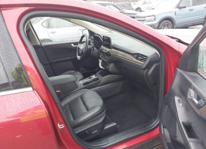 Photo 5 of 2020 Ford Escape TITANIUM (VIN 1FMCU9J99LUC15985)