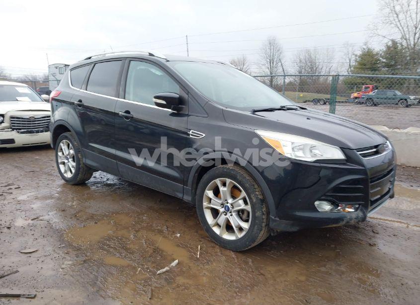 2014 Ford Escape TITANIUM (VIN 1FMCU9J9XEUA30654) main photo