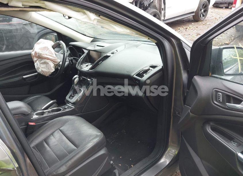 Photo 5 of 2014 Ford Escape TITANIUM (VIN 1FMCU9J9XEUA50676)