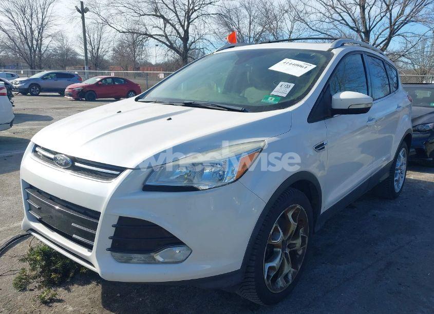 Photo 2 of 2014 Ford Escape TITANIUM (VIN 1FMCU9J9XEUB53516)